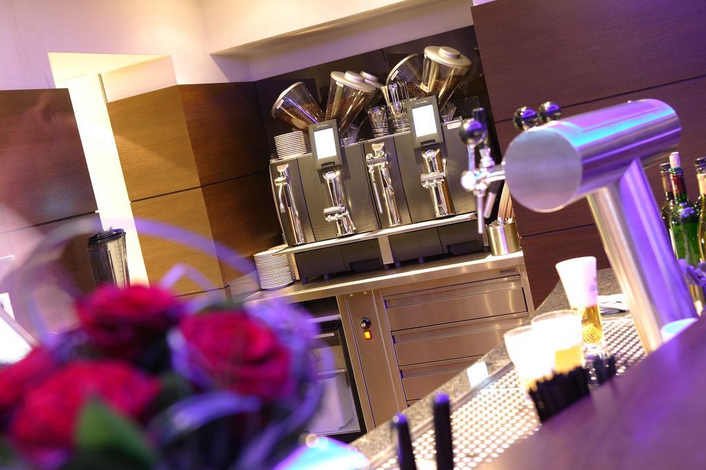 - Restaurant Dahm Hotel 4*