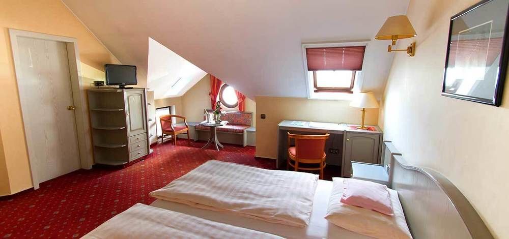 - Restaurant Dahm Hotel Erpeldange
